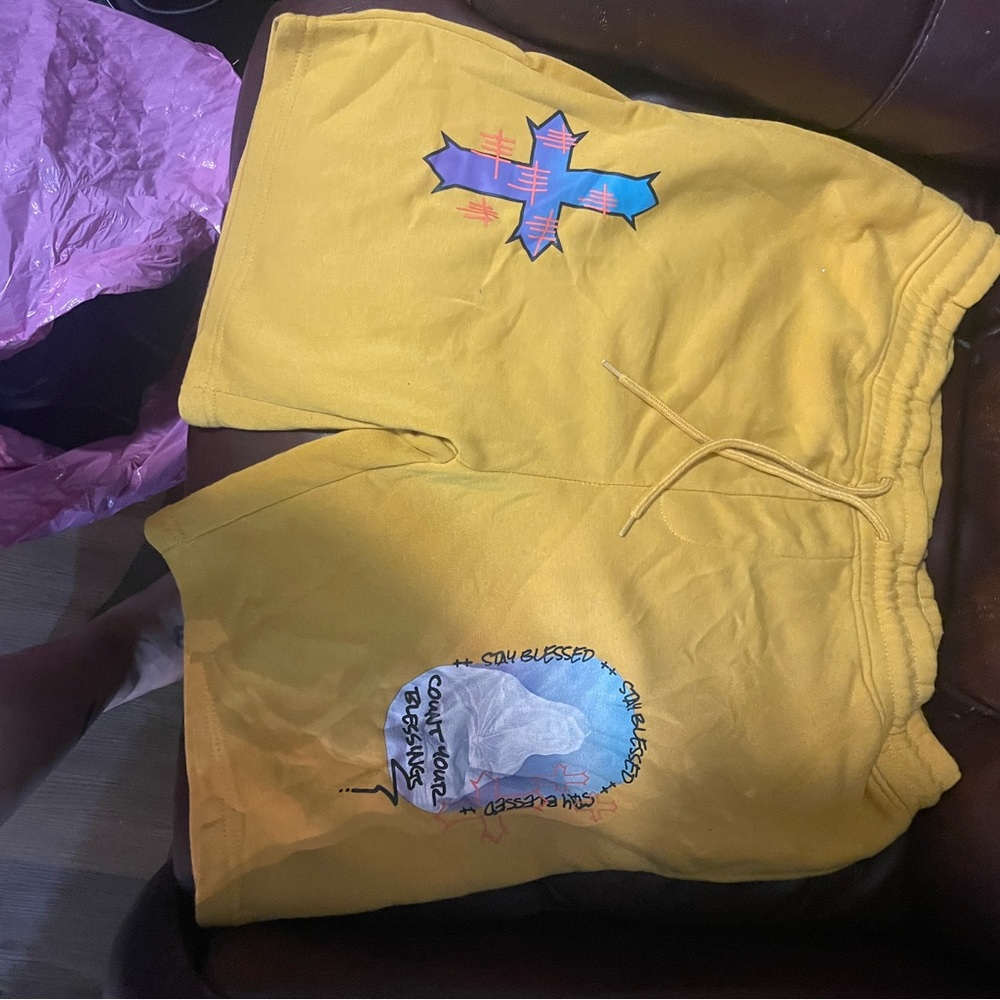 Rue 21 men’s shorts